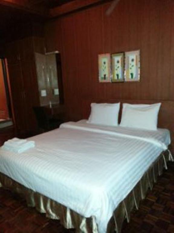 Eight Plus Hotel 曼谷 客房 照片